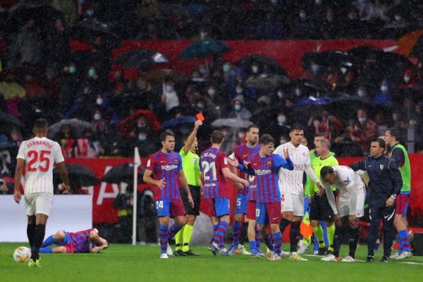 تساوی بارسلونا و سویا در دیداری مجذوب کننده و جنجالی، پیروزی یوونتوس مقابل کالیاری، برد پرگل آرسنال در لیگ کاپ انگلیس